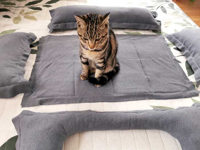 猫ベッドのサイドパーツを作る