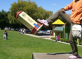 ワナカのパズリングワールドで遊び、プカキ湖を通ってテカポ湖へ