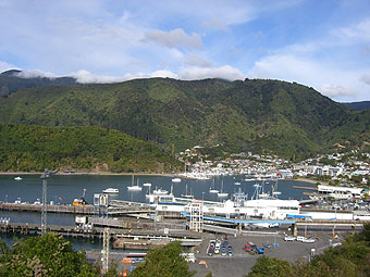 ピクトン街歩き＆マルボロへ向う