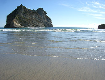 南島最北端のビーチ～コリンウッドで昼食～モトゥエカで再会