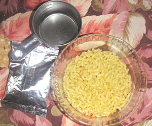 マカロニチーズ